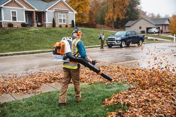 Manufacturers design backpack blowers to provide comfort even on time-intensive jobs. (Photo: Stihl)