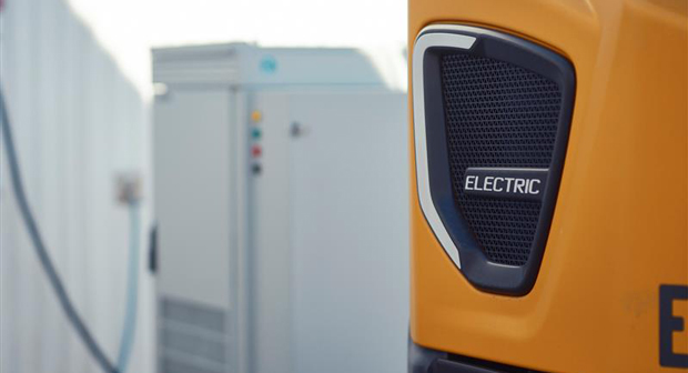 The company aims to create more charging solutions for customers transitioning to emission-free solutions. (Photo: Vovlo CE)