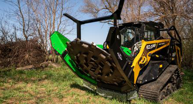 According to the company, the attachment spools up 2-3 times faster than Diamond Mowers’ previous top-tier 160cc motor for 20-30 percent more productivity. (Photo: Diamond Mowers)