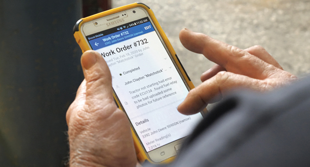 Fleet management software can help companies keep track of job status, arrival times and scheduling. (Photo: Fleetio)