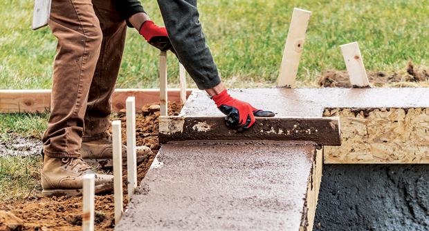 While pool installation can be a lucrative business, it’s crucial to be fully ready for the challenges it can throw your way. (Photo: Feverpitched / iStock / Getty Images Plus / Getty Images)