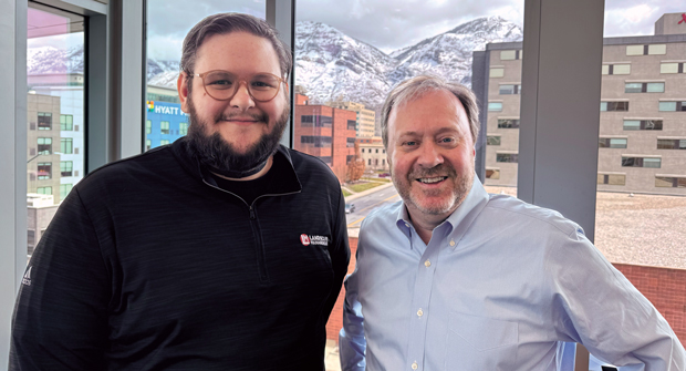 Long time no see: DiFranco and NALP CEO Britt Wood both attended their first NCLC at NC State in 2022. Two years later — now a pair of grizzled young green industry veterans — the two caught up, with a view of the Wasatch mountain range behind them. (Photo: LM Staff)