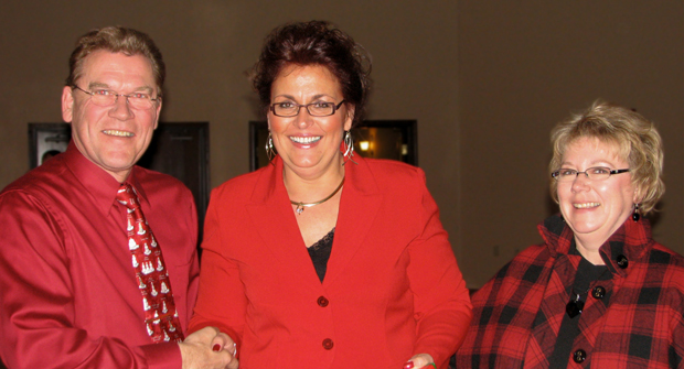 (Left to right) Merle J. Felling, Laurie Engle and Kathy Felling. (Photo courtesy of Felling Trailers)