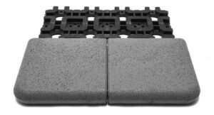 Transition with Legs and Bullnose Corner. (Photo: Aspire Pavers)