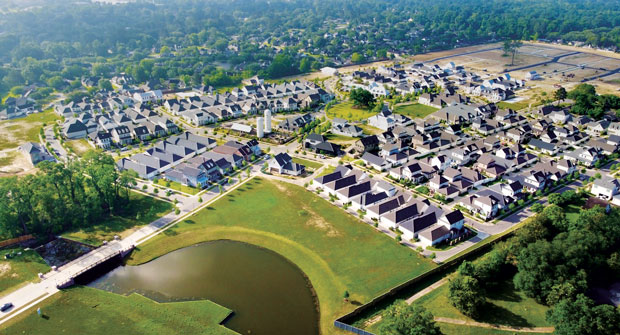 An aerial photo showcases the Silo Farm’s location at the heart of the neighborhood. (Photo: EdgeForm Landscape Management)