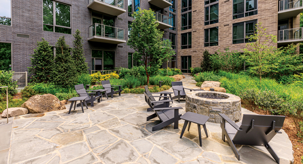 In addition to landscape work, Ruppert Landscape installed nearly $25,000 of amenities, including benches, trash cans, fire pits and more. (Photo: Ruppert Landscape)