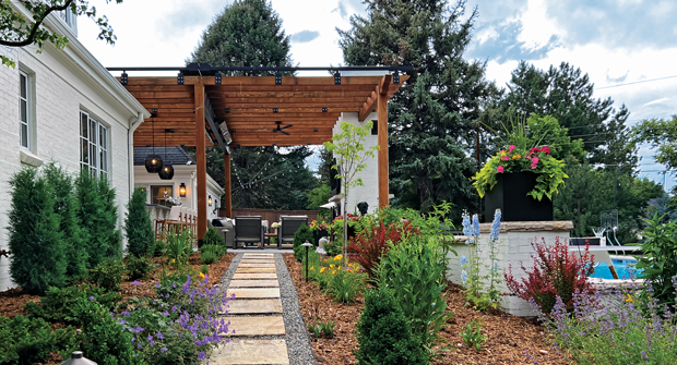 Designs by Sundown’s in-house outdoor furniture department designed and installed all the furniture and accessories. This collaboration allowed all departments to work together in every space. (Photos: Designs by Sundown)