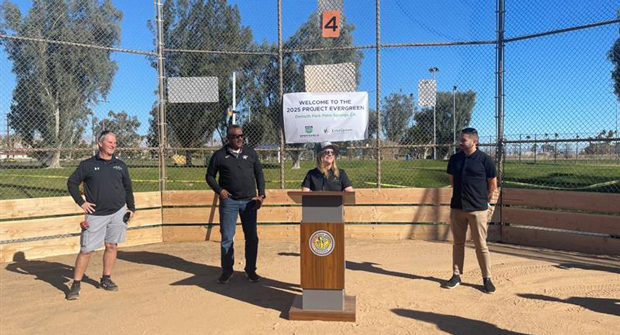 (Left-right): Scott Bills, Sports Field Solutions LLC/Project EverGreen Board President; Alpha Jones, SFMA President-Elect; Cindy Code, Project EverGreen and Nicholas Gonzalez, Director of Parks & Recreation, City of Palm Springs. (Photo: Project EverGreen)