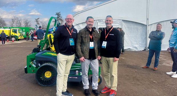Lean and mean Hollister and Roddy had a chance to catch up with LeanScaper’s Mark Bradley during the tour of Hidden Creek Landscaping at GROW! 2025. (Photo: LM staff)