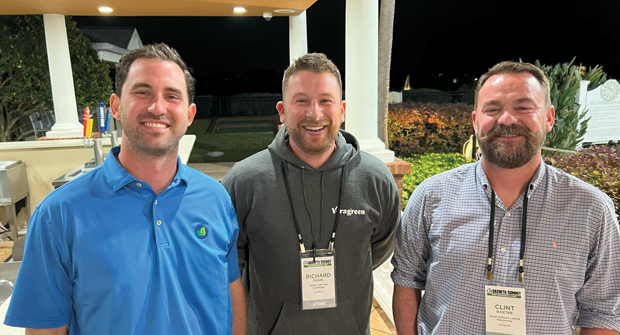 Three’s company: LM Growth Summit attendees enjoyed a barbecue dinner on the second night of the event. Shown here (from left) are Scarsdale, Pearl and Clint Baxter from Green Seasons Lawn and Tree Service. (Photo: LM staff)