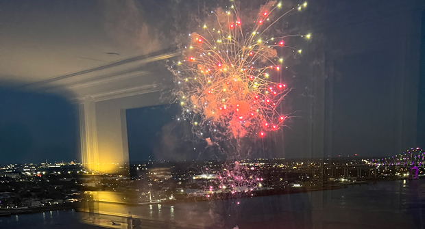 The view from the Westin’s Presidential Suite was a great vantage point for the fireworks show on the Mississippi. (Photo: LM staff)