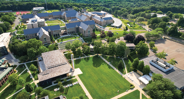 Eastern Land Management (ELM) works across the four-campus site with a full-time crew. The university adheres to high standards for sustainability and aesthetics as part of its master plan. (Photo: Eastern Land Management)