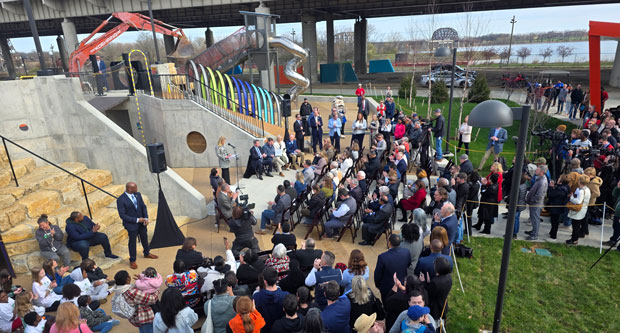 Photo: Waterfront Park
