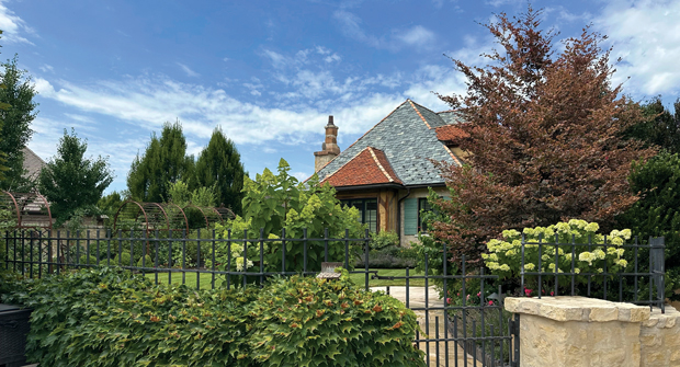 Sunline Landscapes performs every maintenance element except for healthcare for trees more than 12 feet tall. (Photo: Sunline Landscapes)