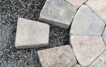 Experts agree that bringing in an adviser with extensive M&A experience is a strategic move that yields higher valuations, smoother transactions and reduced risk for the seller. (Photo: Ulga / iStock / Getty Images Plus / Getty Images)