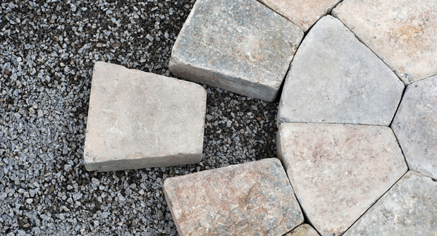 Experts agree that bringing in an adviser with extensive M&A experience is a strategic move that yields higher valuations, smoother transactions and reduced risk for the seller. (Photo: Ulga / iStock / Getty Images Plus / Getty Images)