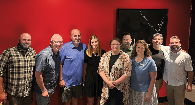 2. Second to none: Hollister joined the members of Jeffrey Scott’s second-in-command peer group for dinner before the start of the Summer Growth Summit. (Photo: LM staff)