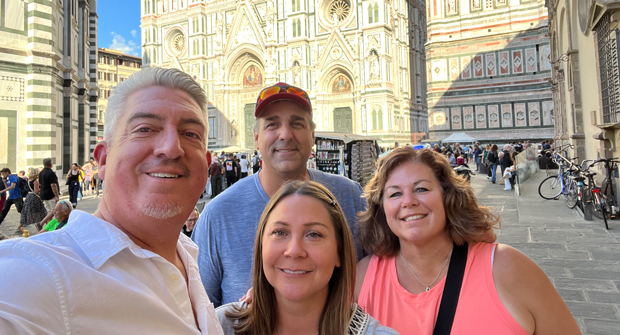 The Joneses met up with the Grohs — Tom and Dana, of Minnesota Sodding Co. — outside the Duomo in Florence. (Photo: LM staff)