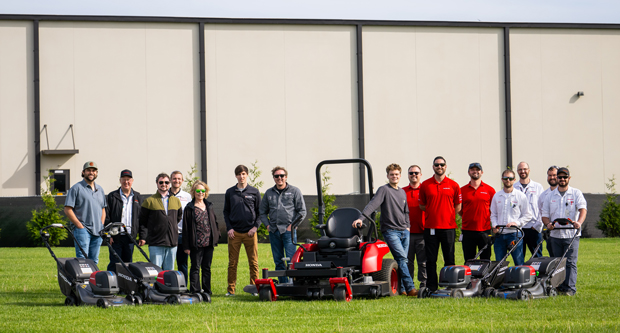 A group photo in front of the new mowers at the Honda Mower Media Event. (Photo: Honda)