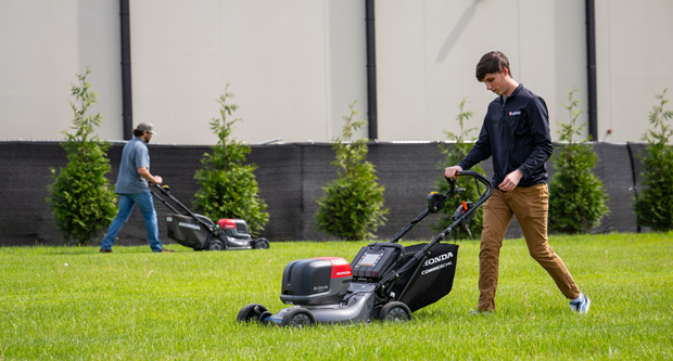 LM associate editor Nathan Mader (right) got to test out and ask questions on the latest tech packed into each of the new mowers. (Photo: Honda)